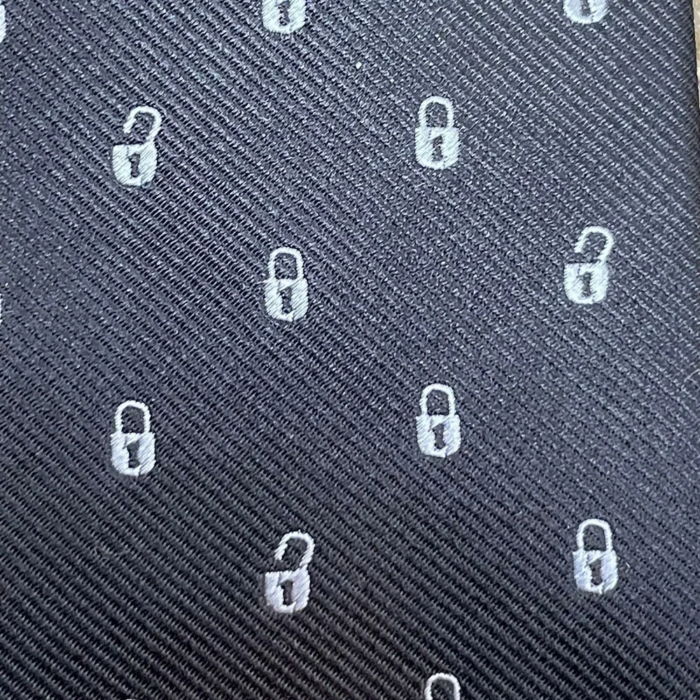 Murano Sport Black Gray Novelty Padlock Men's Necktie 2.5